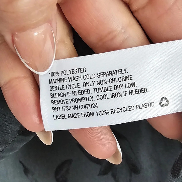 Ava & Viv Hunter green silk blouse w, black floral print. - Picture 3 of 6